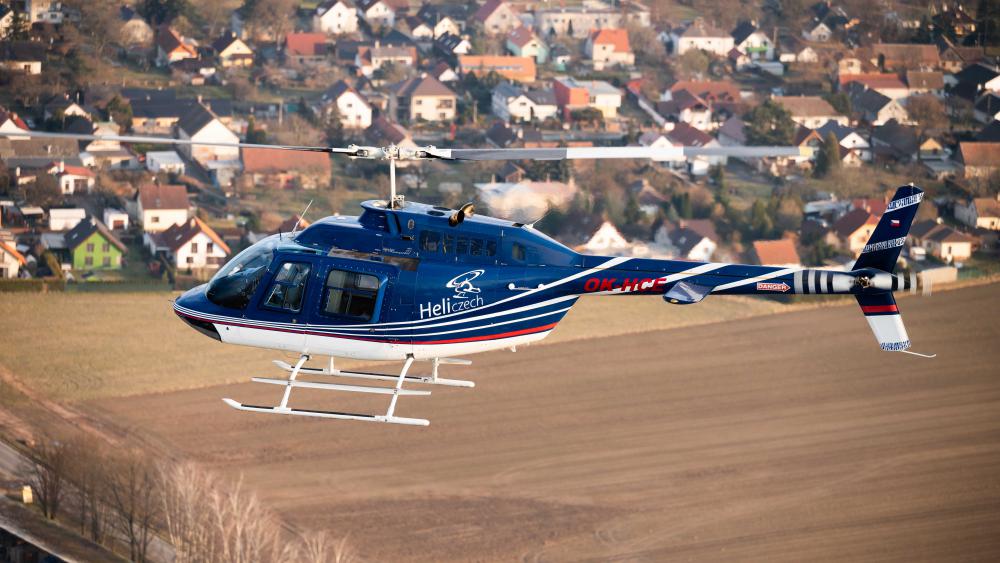 SADSKÁ a okolí | Let vrtulníkem BELL 206 (29.04.2023)