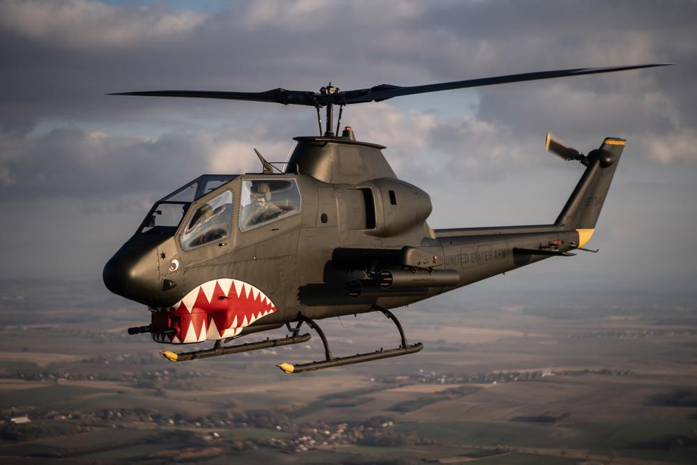 Vrtulník AH-1 COBRA | Seznamovací let