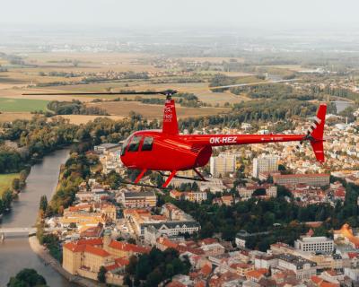 BEROUN a okolí | Let vrtulníkem Robinson R44
