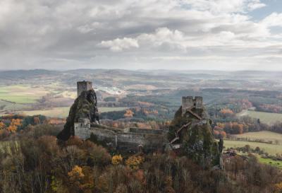 TROSKY, HRUBÁ SKÁLA a VALDŠTEJN