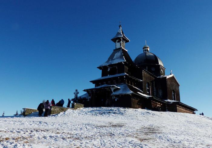 RADHOŠŤ a PUSTEVNY z paluby vrtulníku