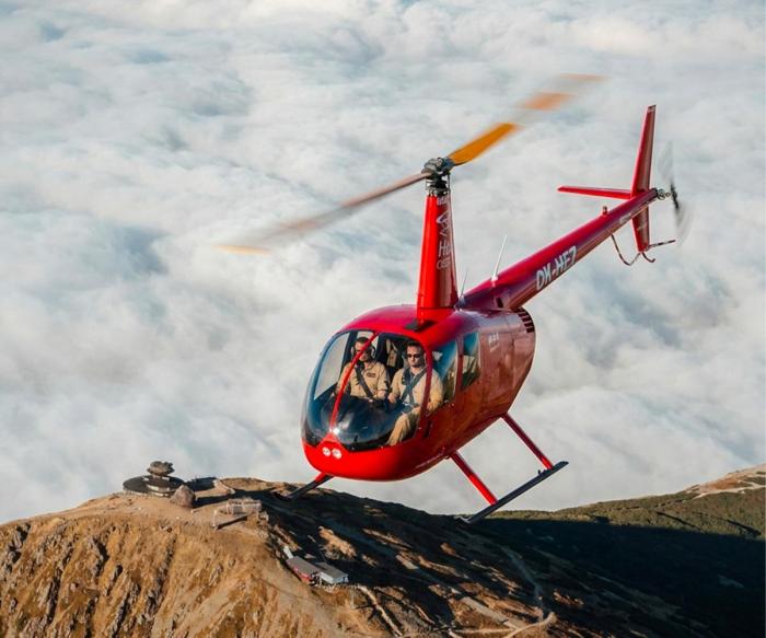 SNĚŽKA | Let vrtulníkem Robinson R44