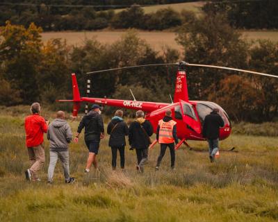 TACHOV a okolí | Let vrtulníkem Robinson R44