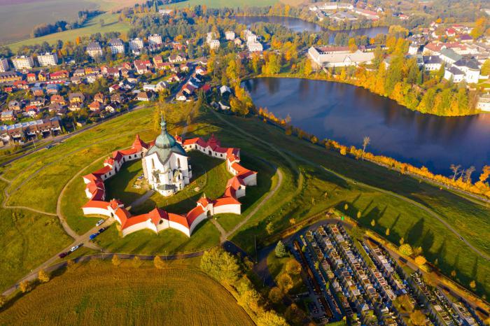 ŽĎÁR NAD SÁZAVOU a okolí | Let vrtulníkem BELL 206 (05.05.2024)